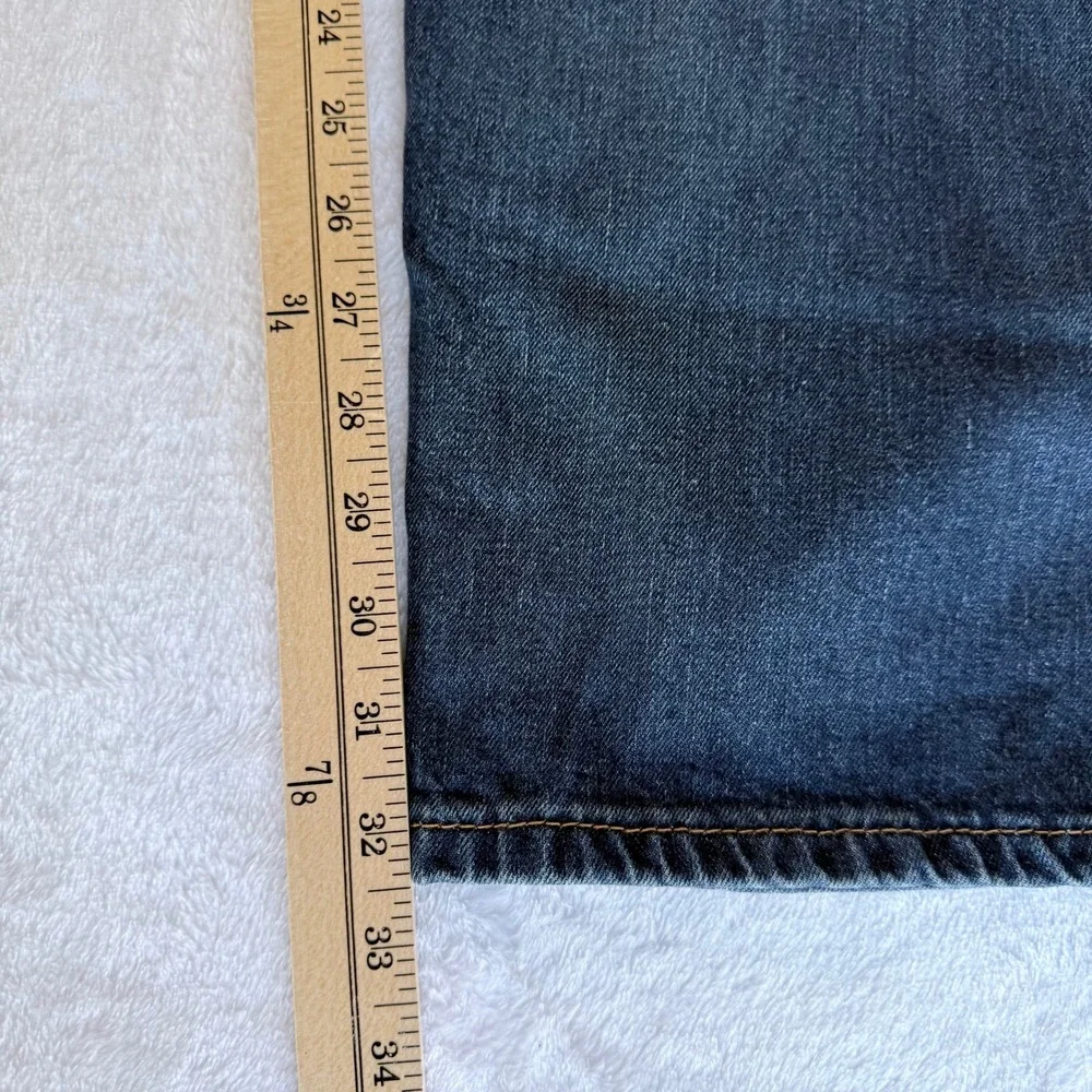 Levis excellent levi